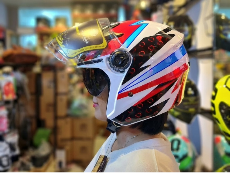 Mũ bảo hiểm M268