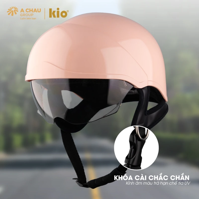 Mũ bảo hiểm như thế nào là đạt tiêu chuẩn phải có khóa chắc chắn